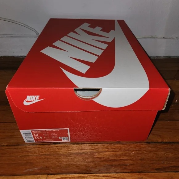 Nike Dunk Hi Retro Bttys - Picture 6 of 9
